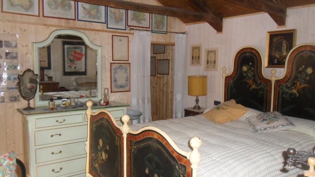 La Vieille Maison Biselli Tende Cameră foto